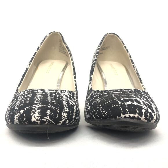 Metaphor Black White Slip On Heel Graphic Windowpane pattern 4 inch Women's 8.5M - Picture 6 of 16